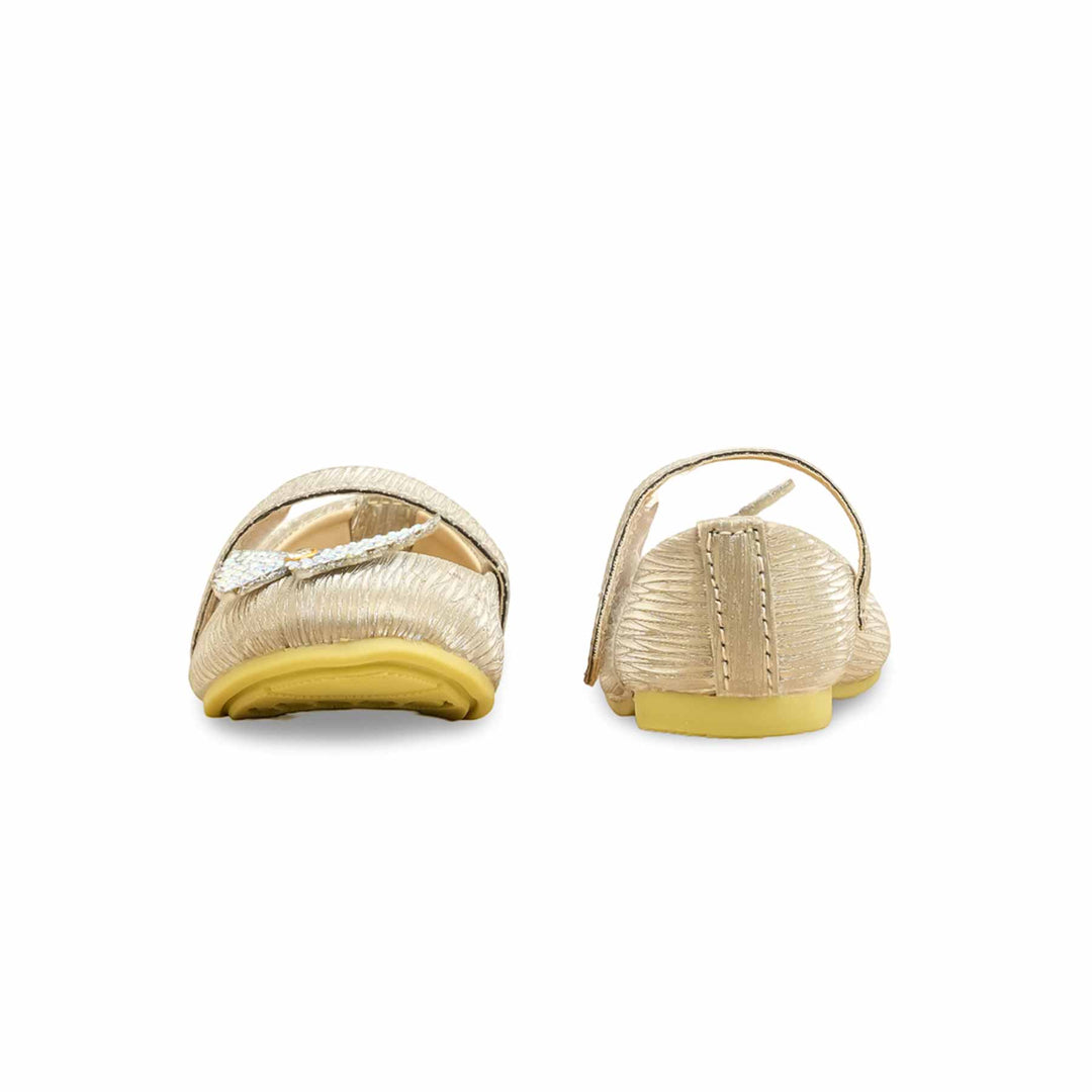 Girls Golden Fancy Pumps KD2470
