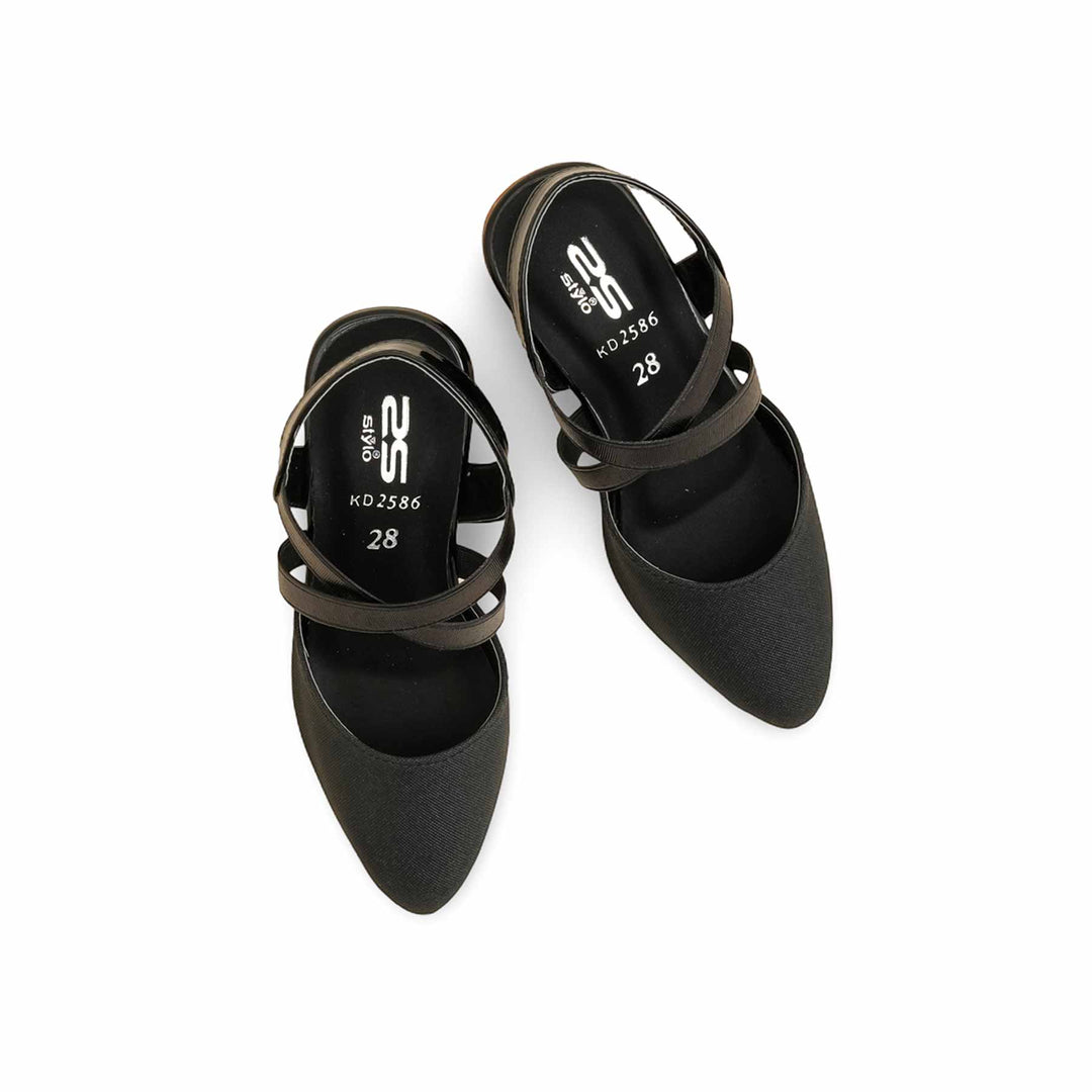 Girls Black Fancy Court Shoes KD2586