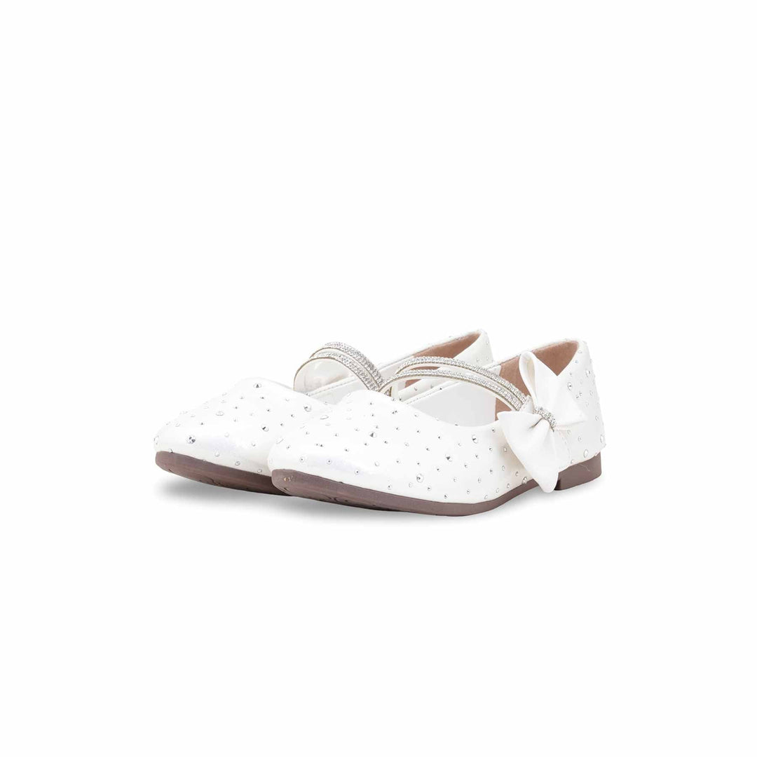 Girls White Fancy Pumps KD2622