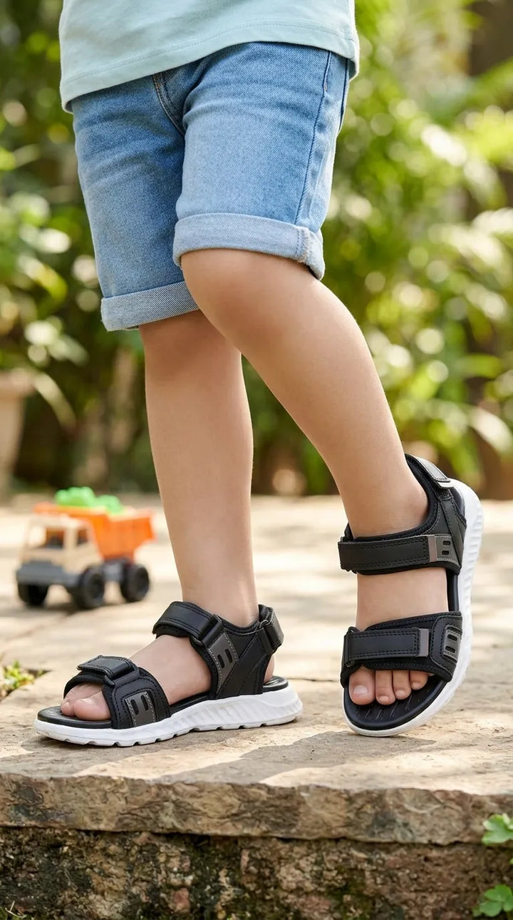 Boys Black Casual Sandal KD2669