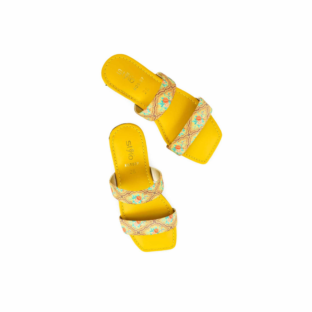 Girls Yellow Casual Slipper KD5597