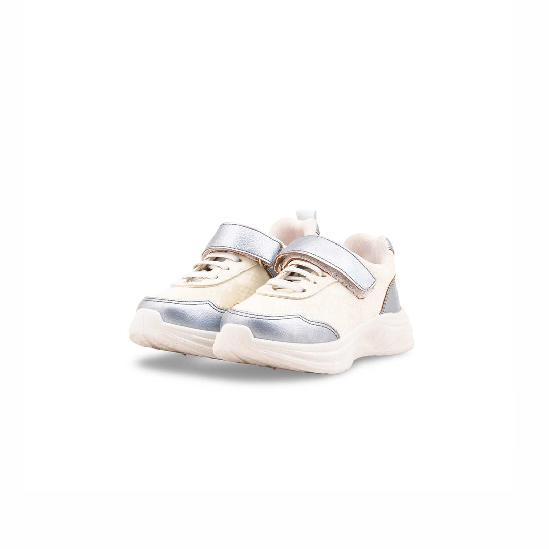 Girls White Casual Jogger KD8113