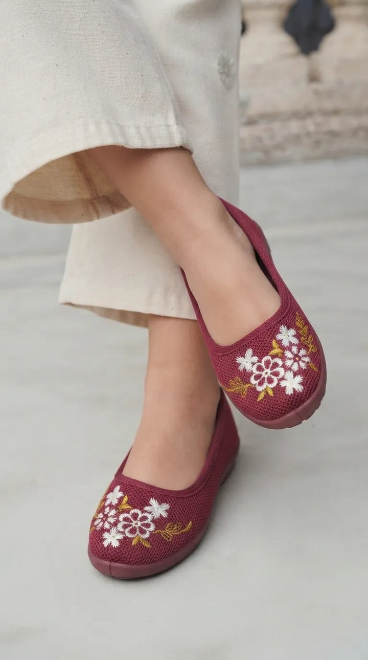 Girls Maroon Casual Canvas KD8299