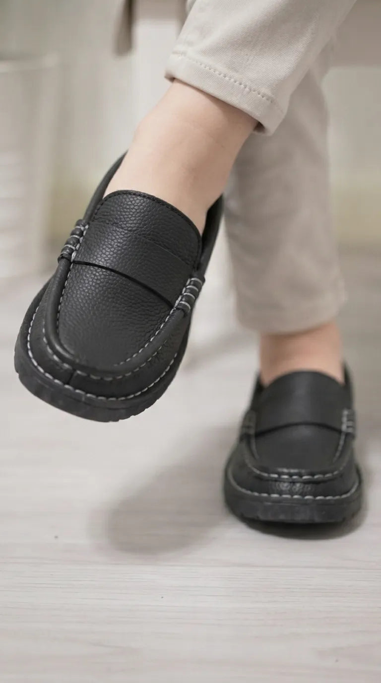 Boys Black Casual Moccasin KD8322