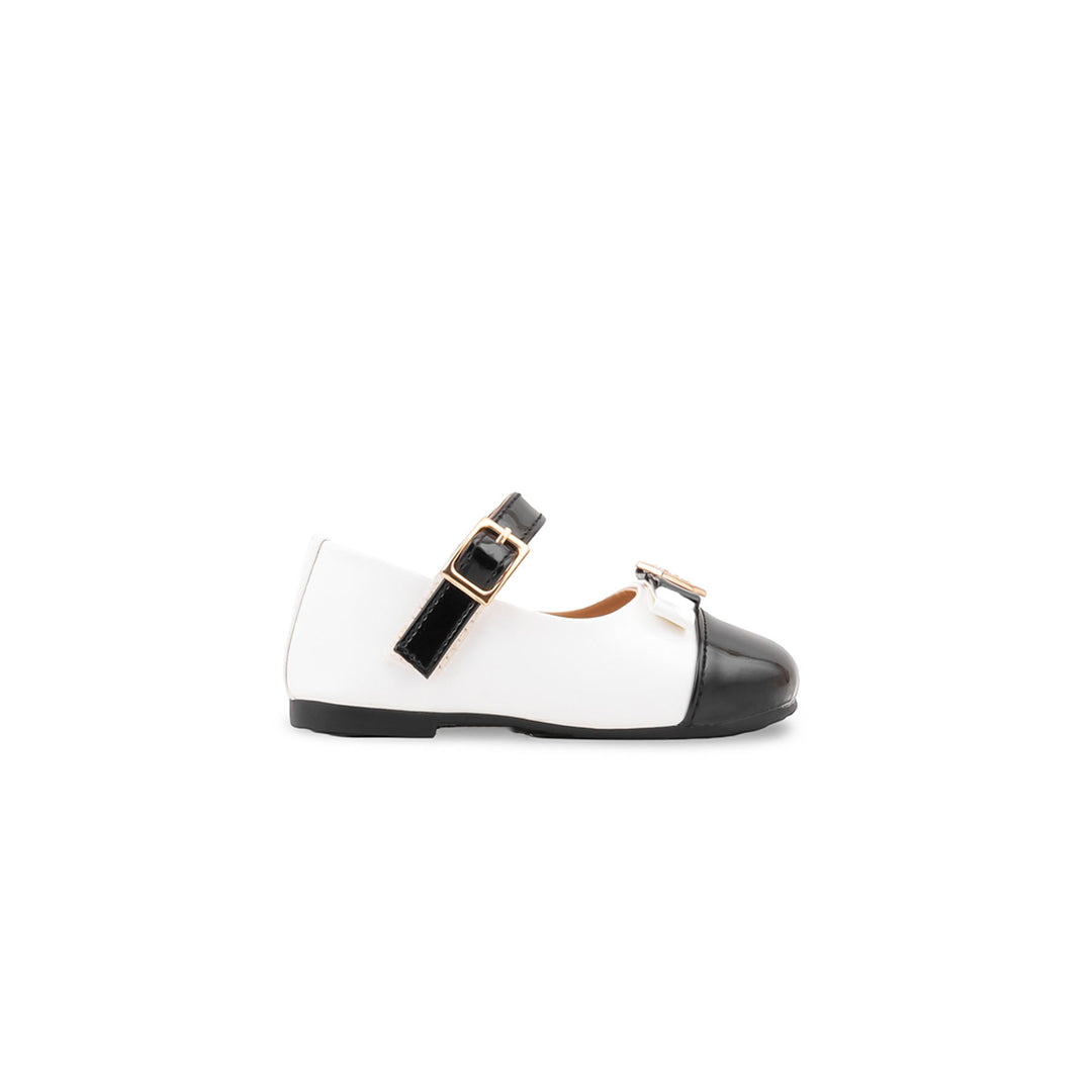 Girls Black Formal Pumps KD8345