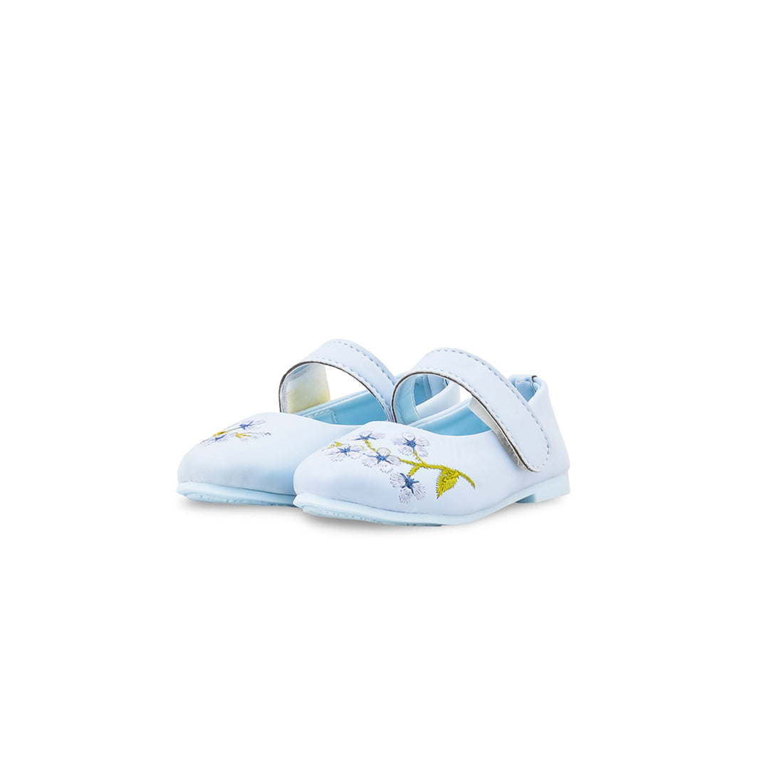 Girls Sky Blue Casual Pumps KD8368