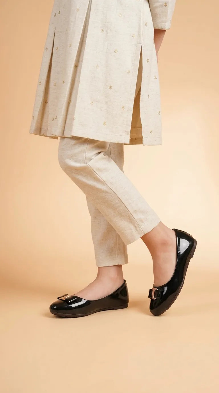 Girls Black Formal Pumps KD8472