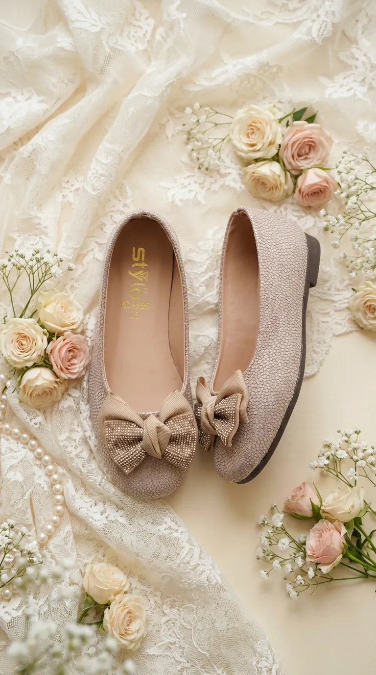 Girls Golden Fancy Pumps KD8569