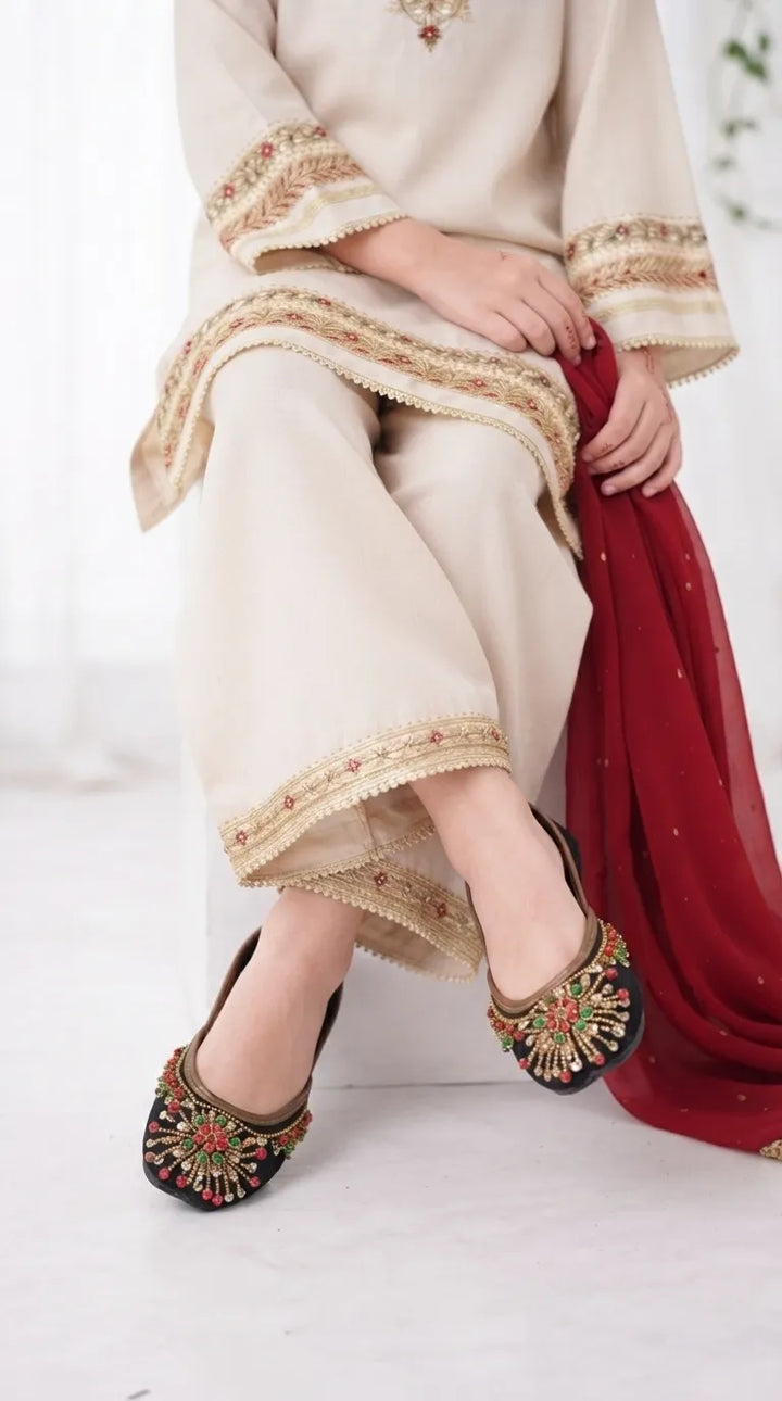 Girls Black Fancy Khussa KD8645