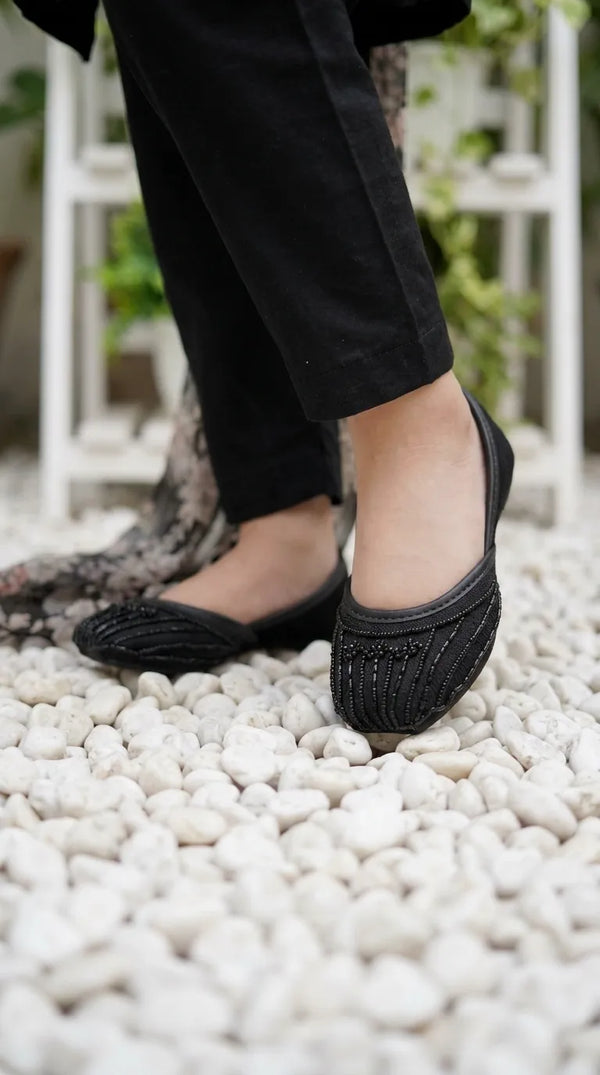 Girls Black Fancy Khussa KD8646