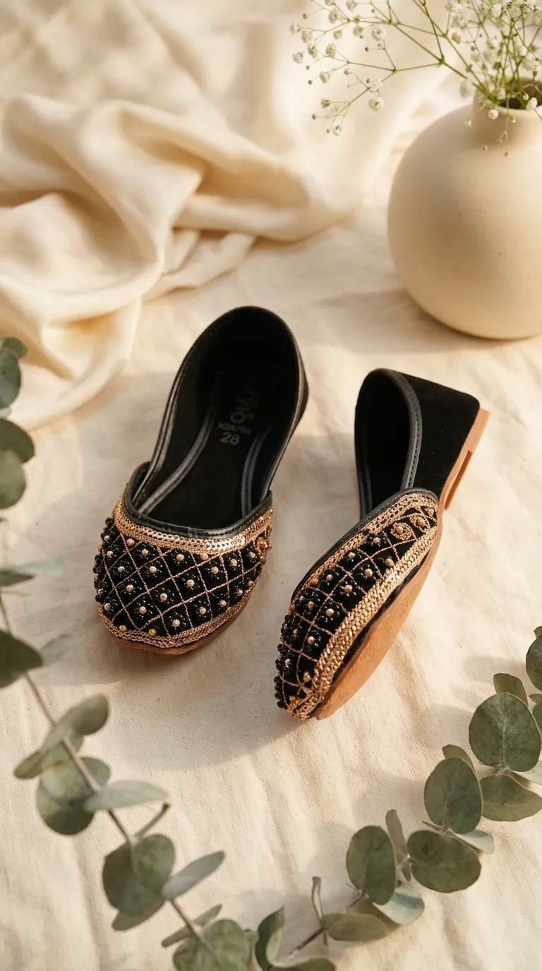 Girls Black Fancy Khussa KD8700