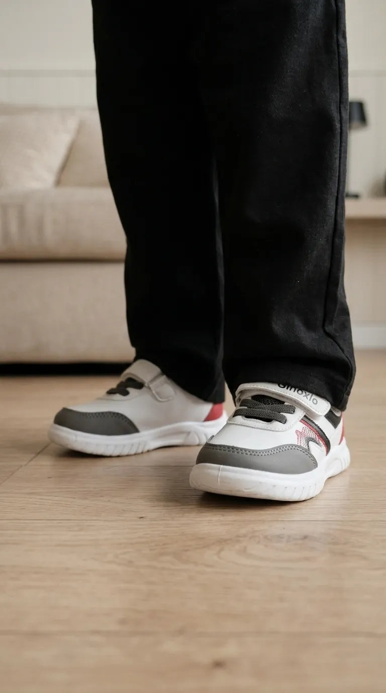 Babies White Casual Booties KD8722