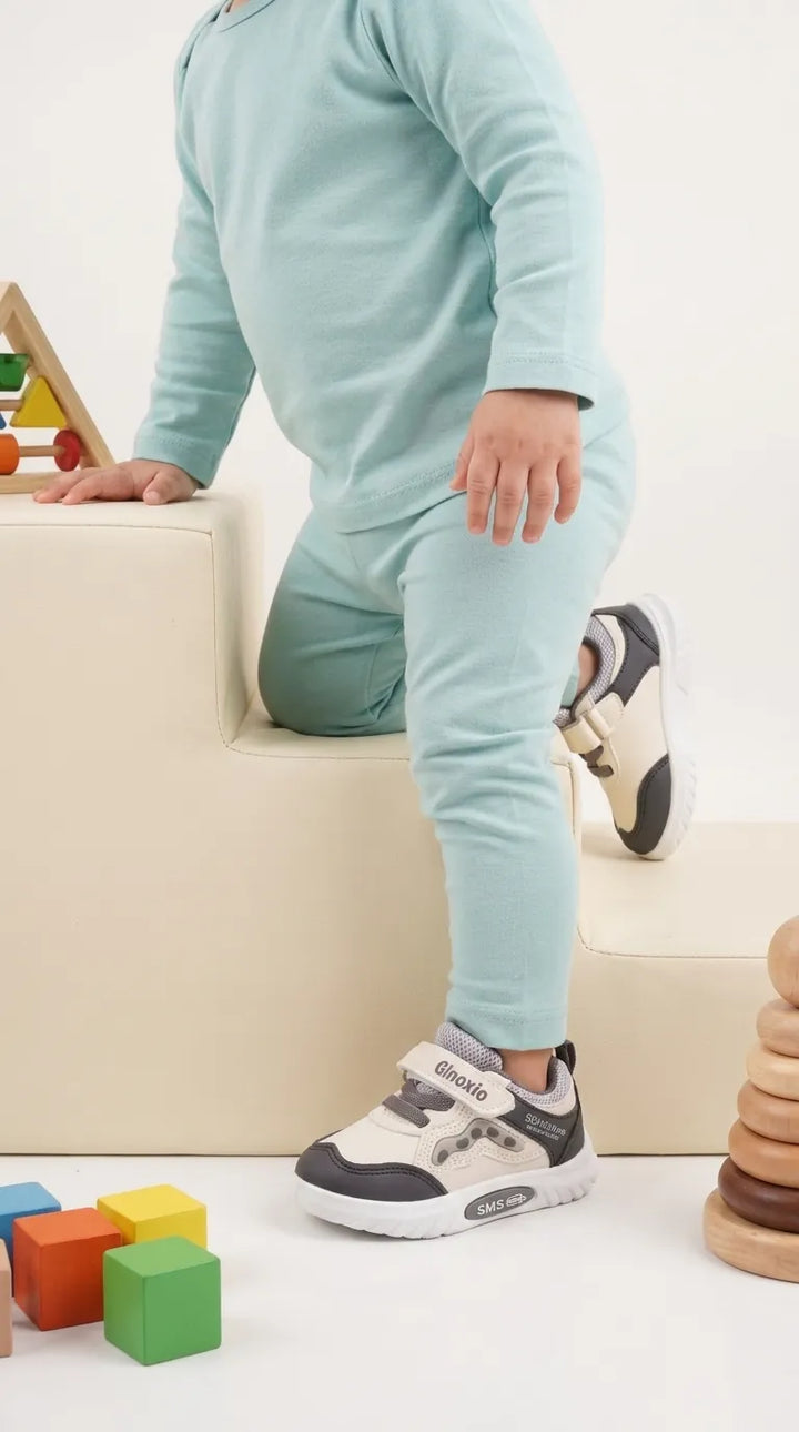 Babies Black Casual Booties KD8727