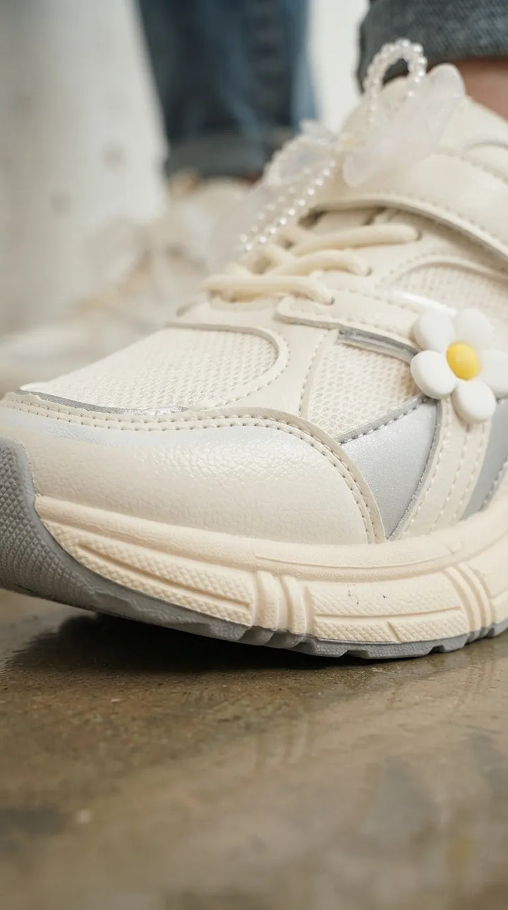 Girls White Casual Jogger KD8772