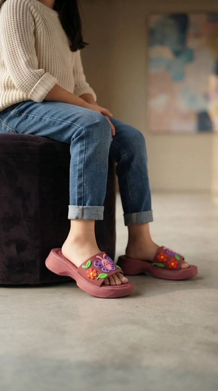 Girls Maroon Casual Flip Flop KD8844