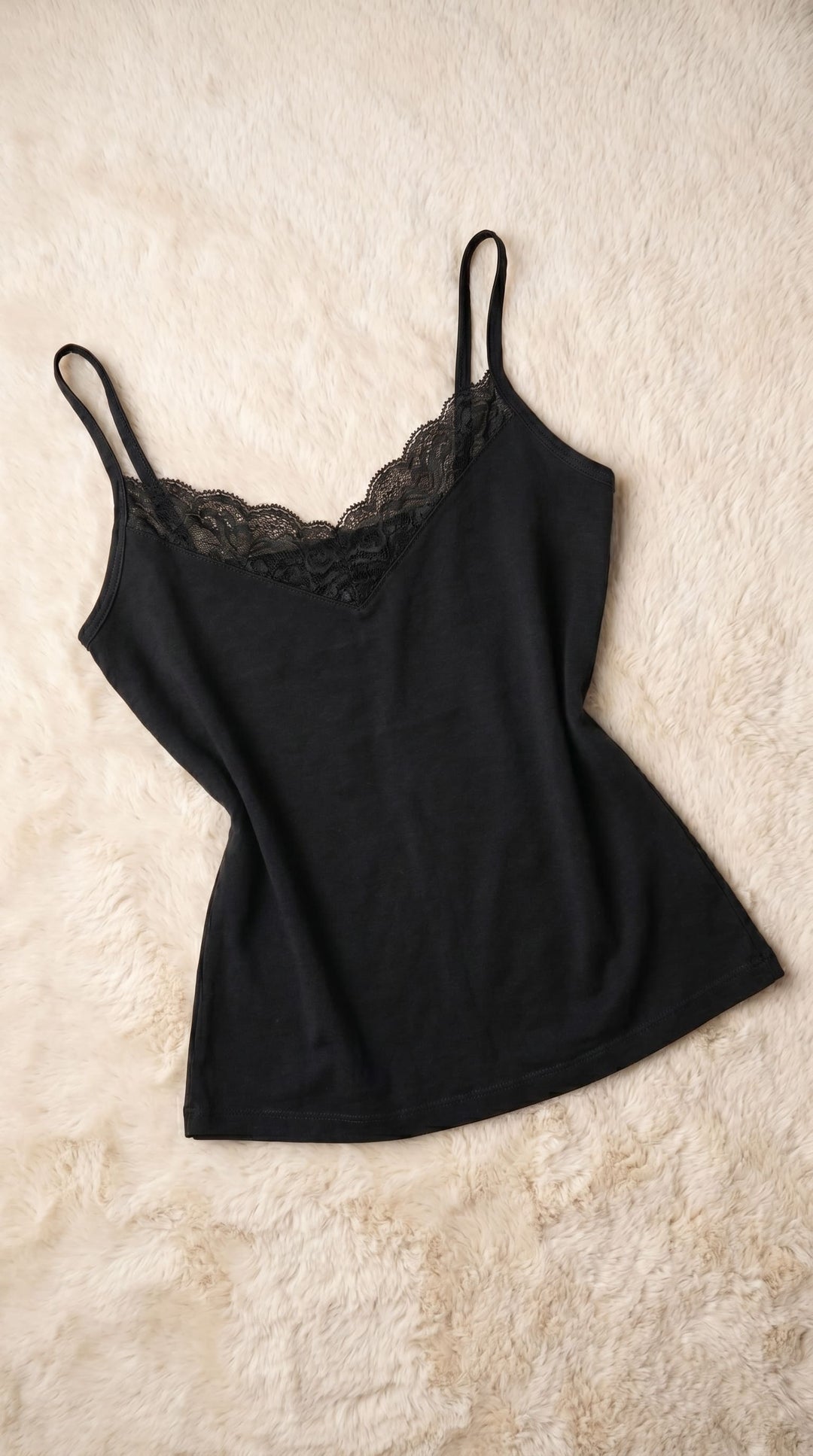 Black Solid Tan Top LC003001