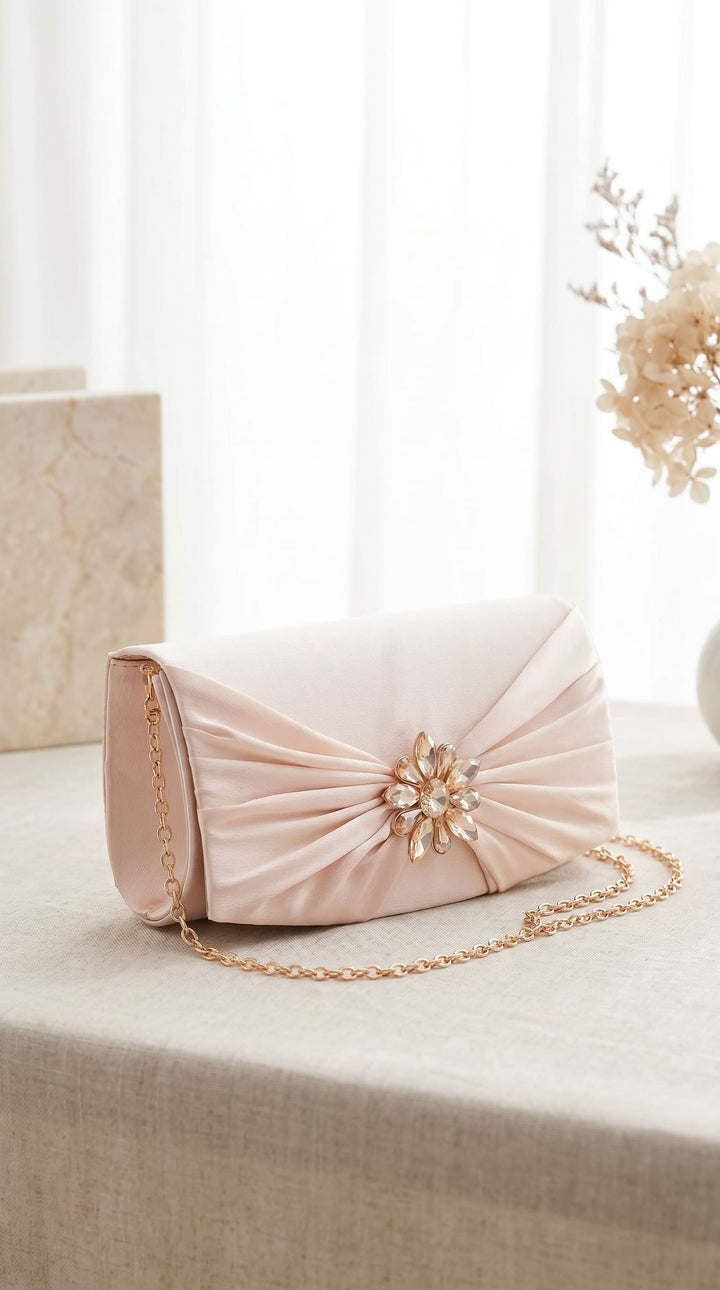 Golden Formal Clutch For Women P24455