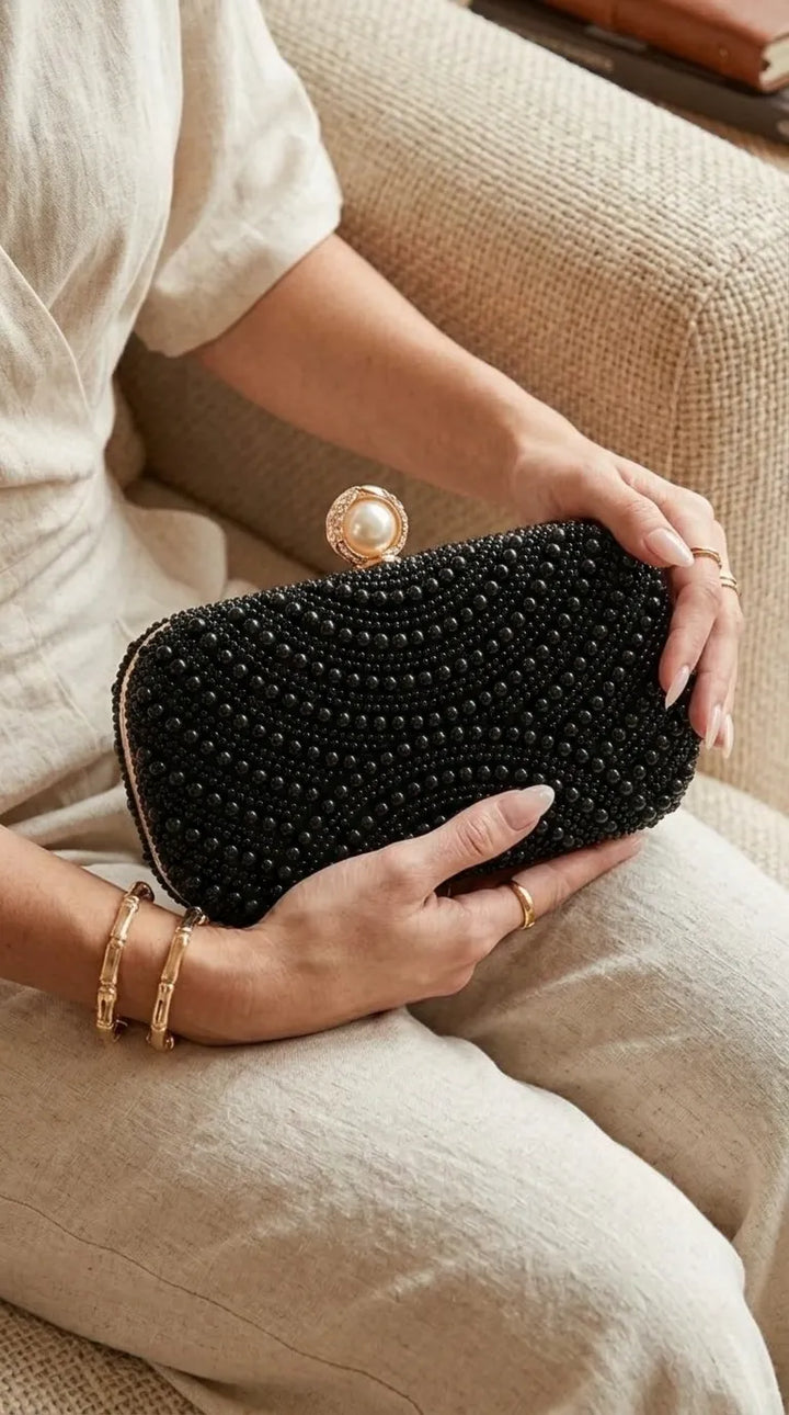 Black Fancy Bridal Clutch P24568