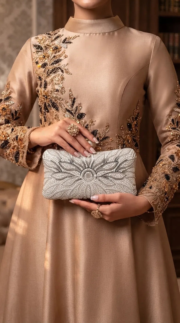 Silver Fancy Bridal Clutch P24569