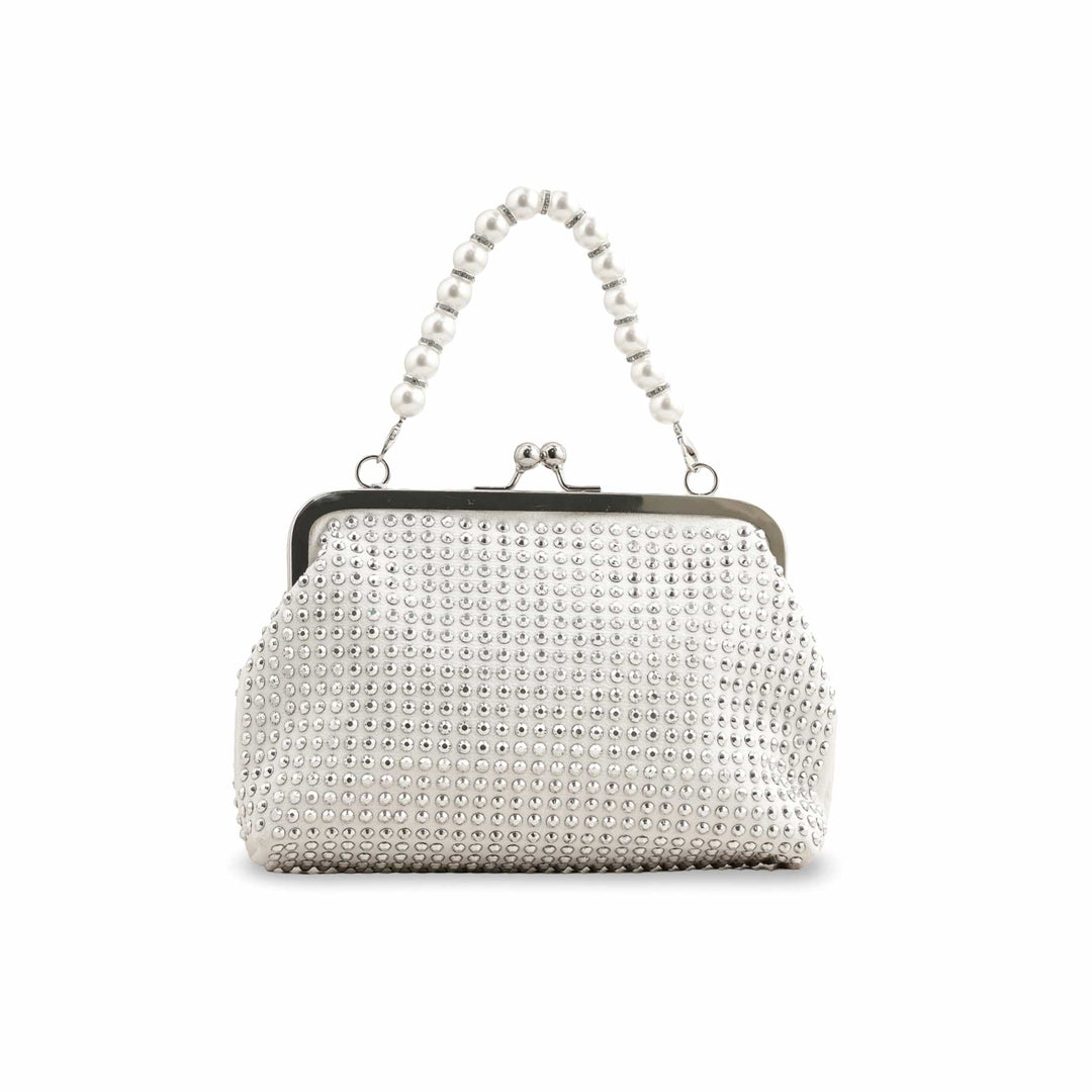 White Fancy Clutch P36203