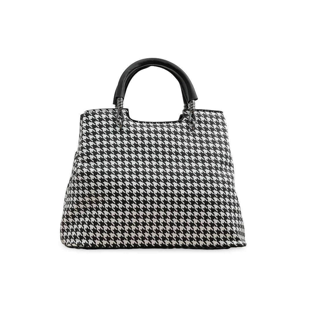 Blkwht Formal Hand Bag P36277