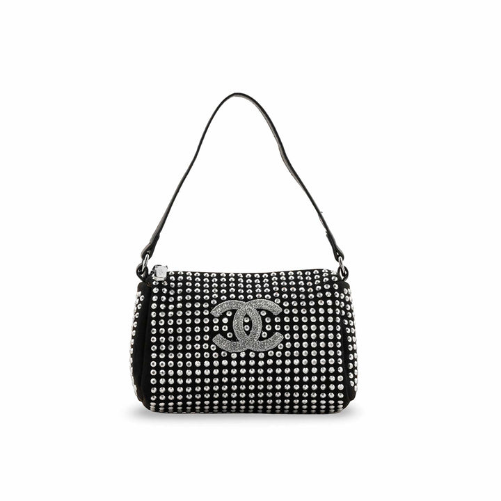 White Fancy Clutch P36326