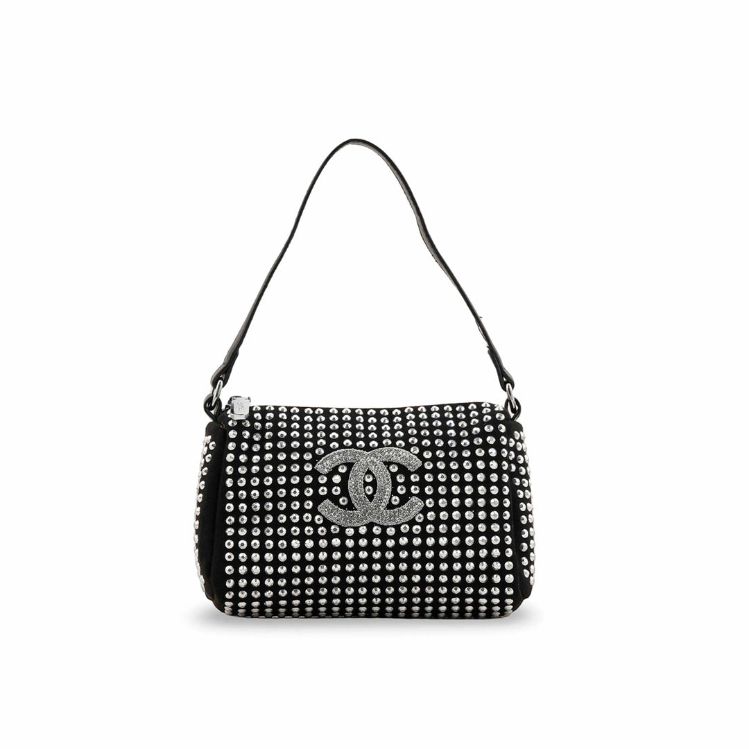 White Fancy Clutch P36326