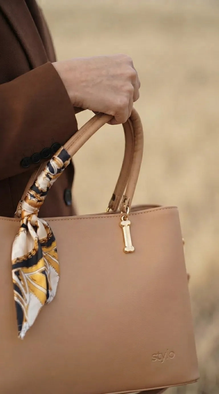 Beige Formal Hand Bag For Women P36673