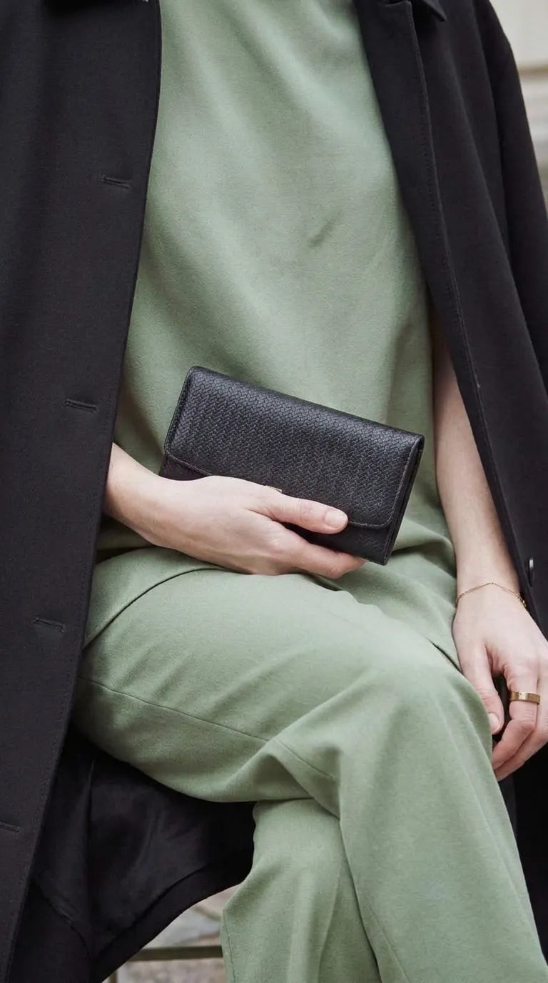 Black Formal Wallet For Women P71058