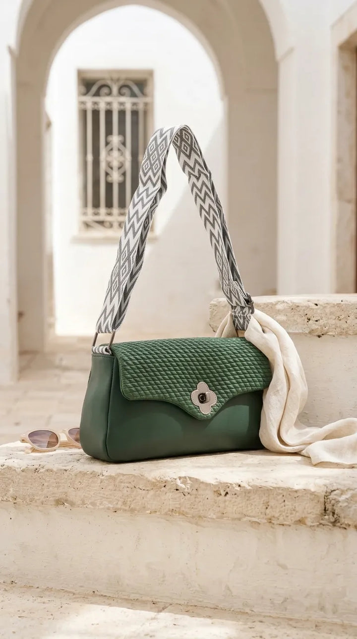 Green Casual Pouch For Women P97767
