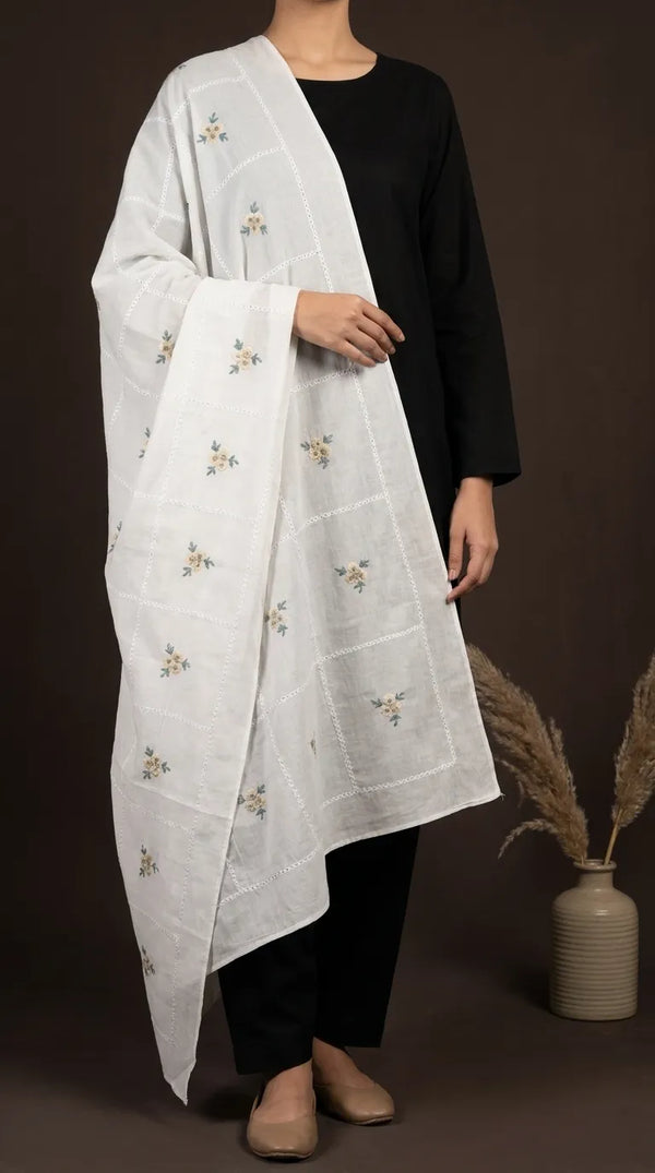 White Summer Shawl PD618609