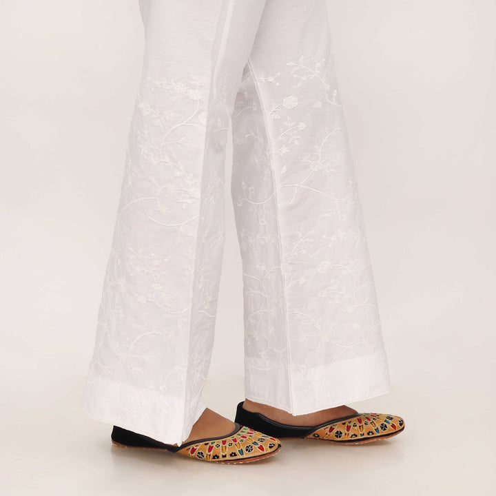 White Cotton Cambric Trouser with Embroidery PL5090