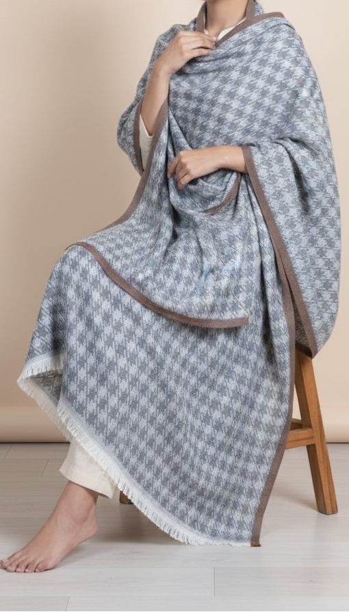 Beige Winter Stole PN5034