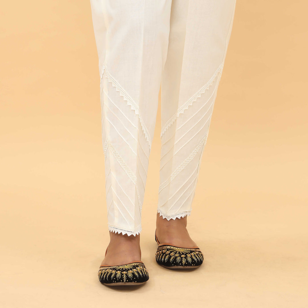 Cream Slim Fit Embellished Trouser PS4578