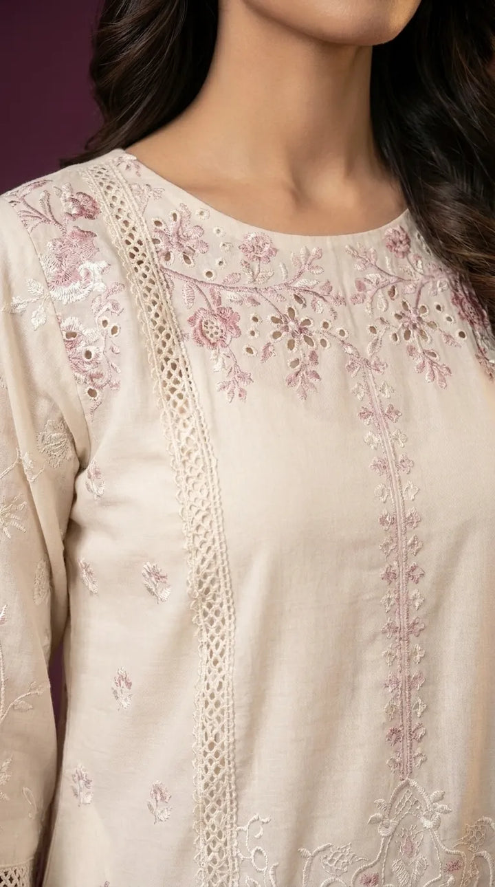 3 PC Embellished Suit PS627393