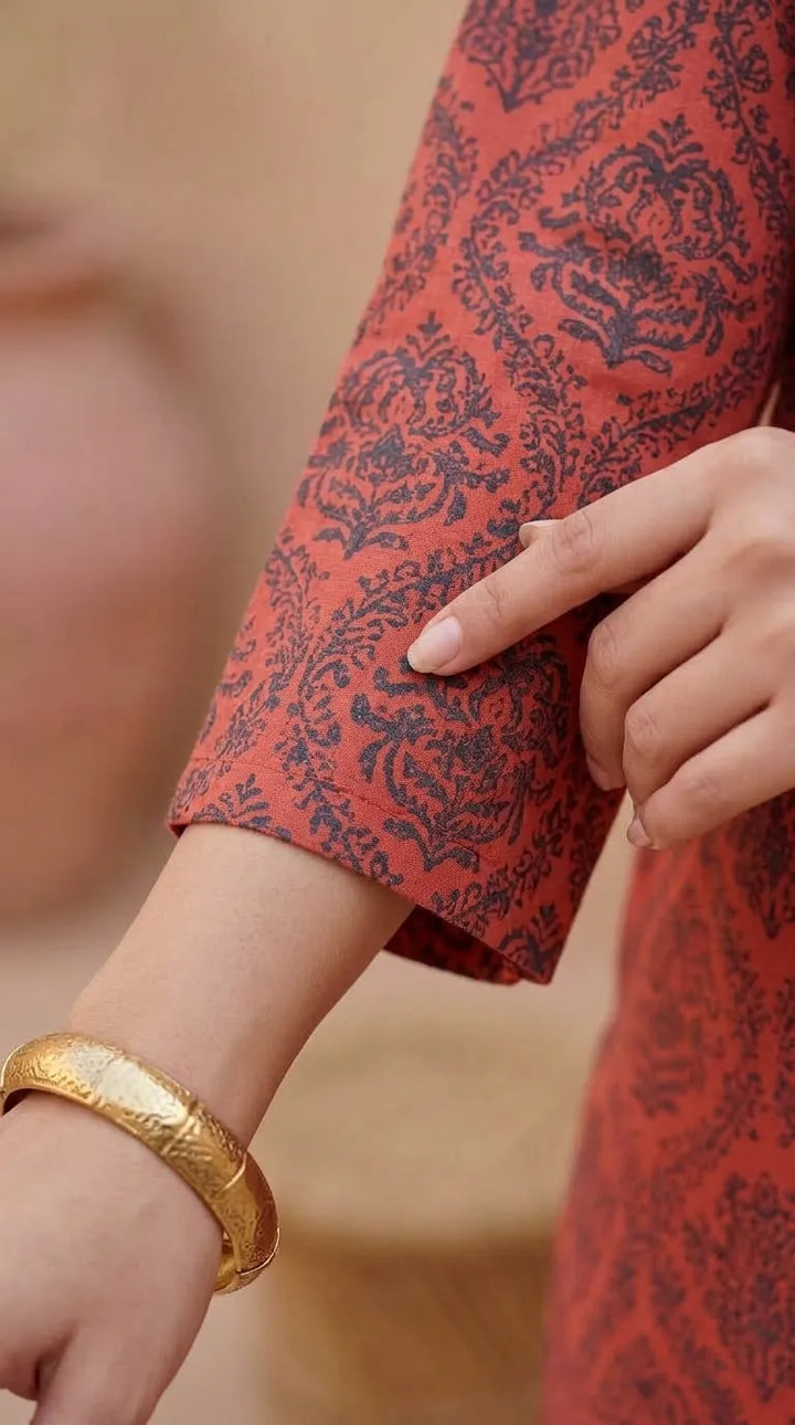 2 PC Printed Grip Silk Stitched Suit PS628325