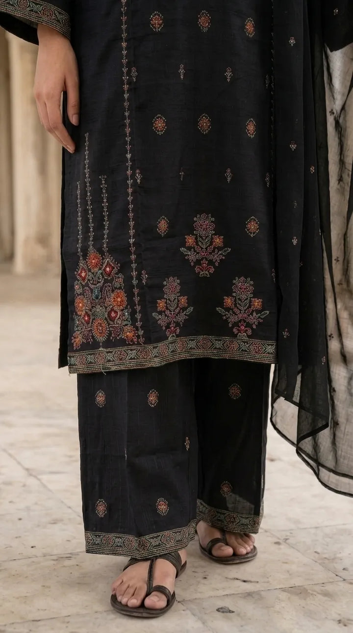 3 PC Embellished Cambric Stitched Suit PW601801