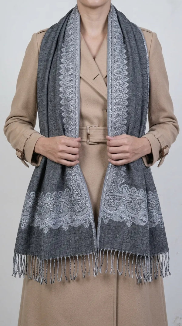 Black Winter Stole PW617201