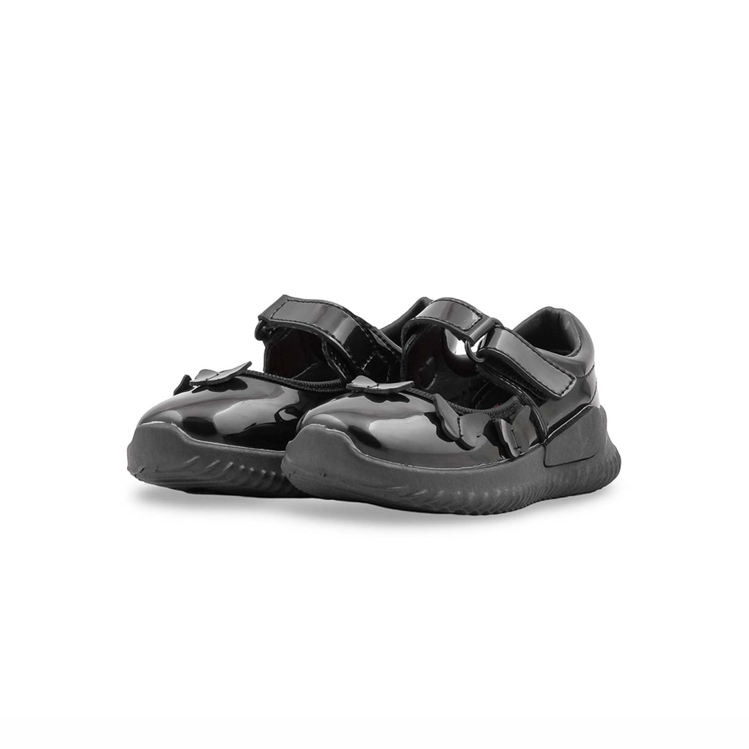 Girls Black Velcro Strap School Shoes SK0100