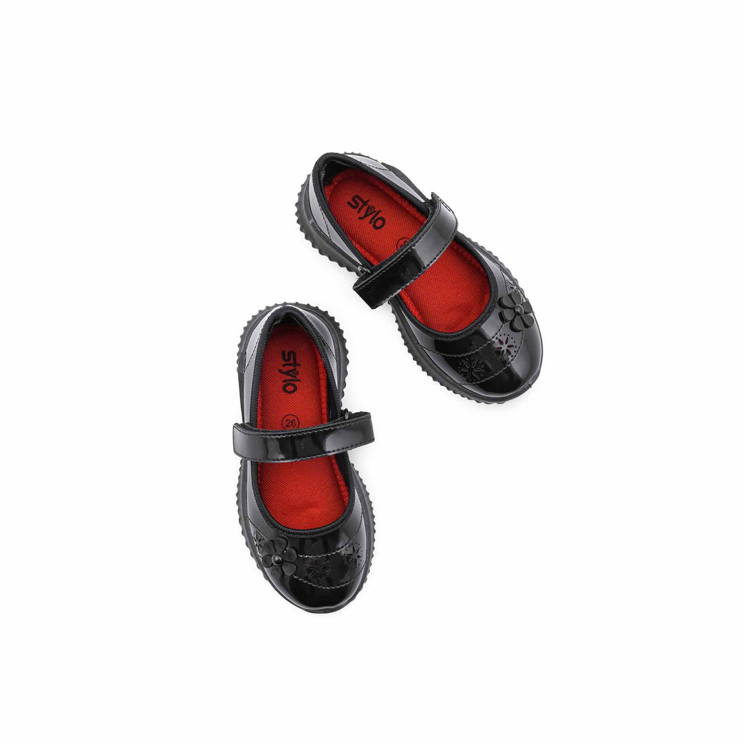 Girls Black Velcro Strap School Shoes SK0102