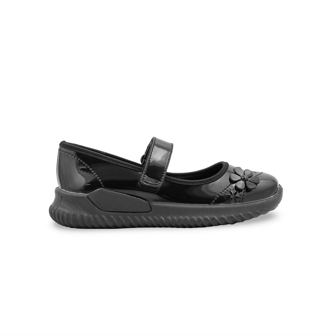 Girls Black Velcro Strap School Shoes SK0103