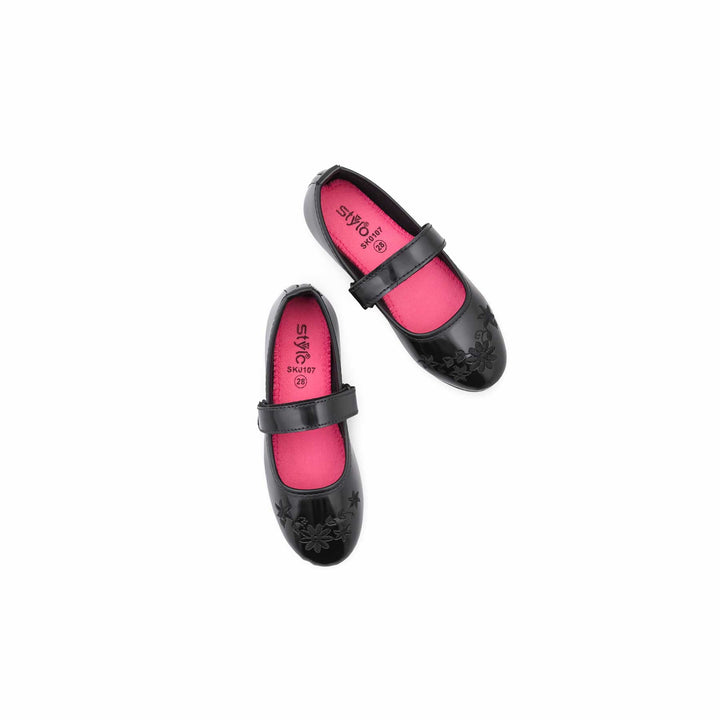 Girls Black Velcro Strap School Shoes SK0107