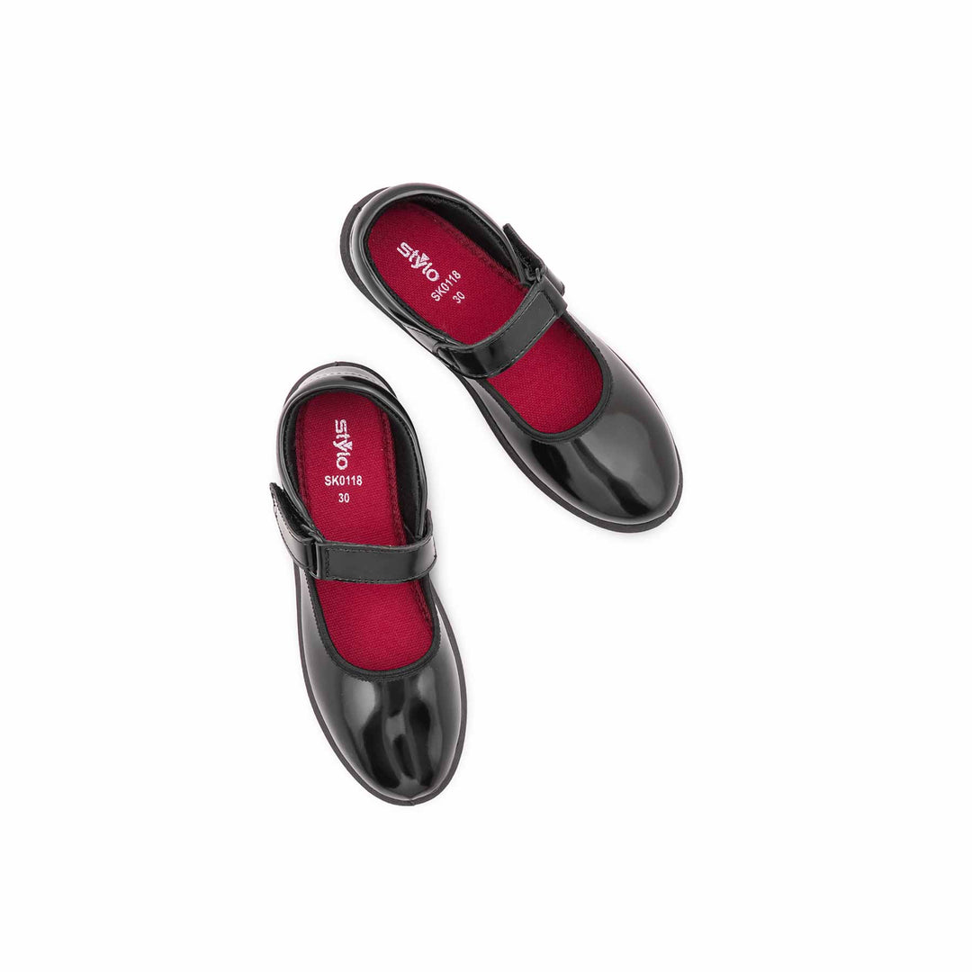 Girls Black Velcro Strap School Shoes SK0118