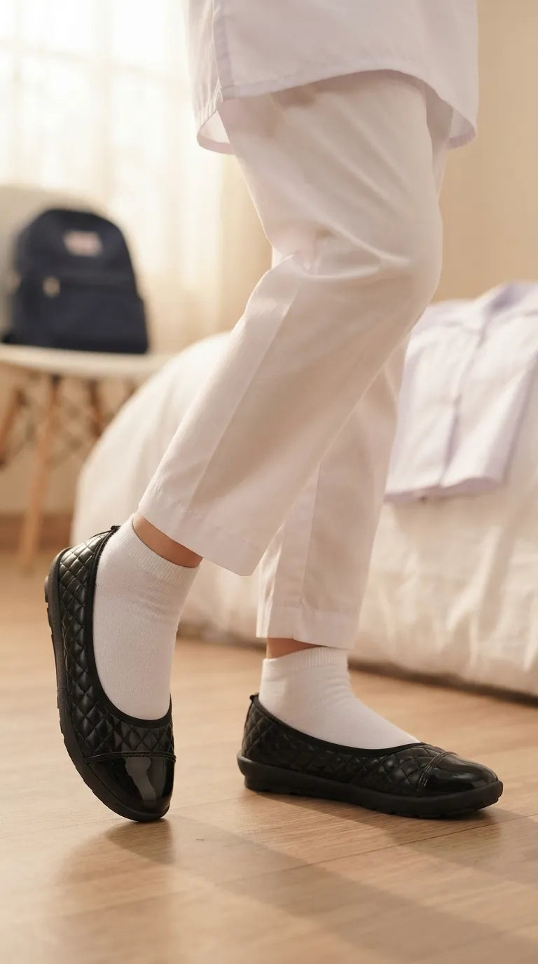 Girls Black School Pumps SK0126