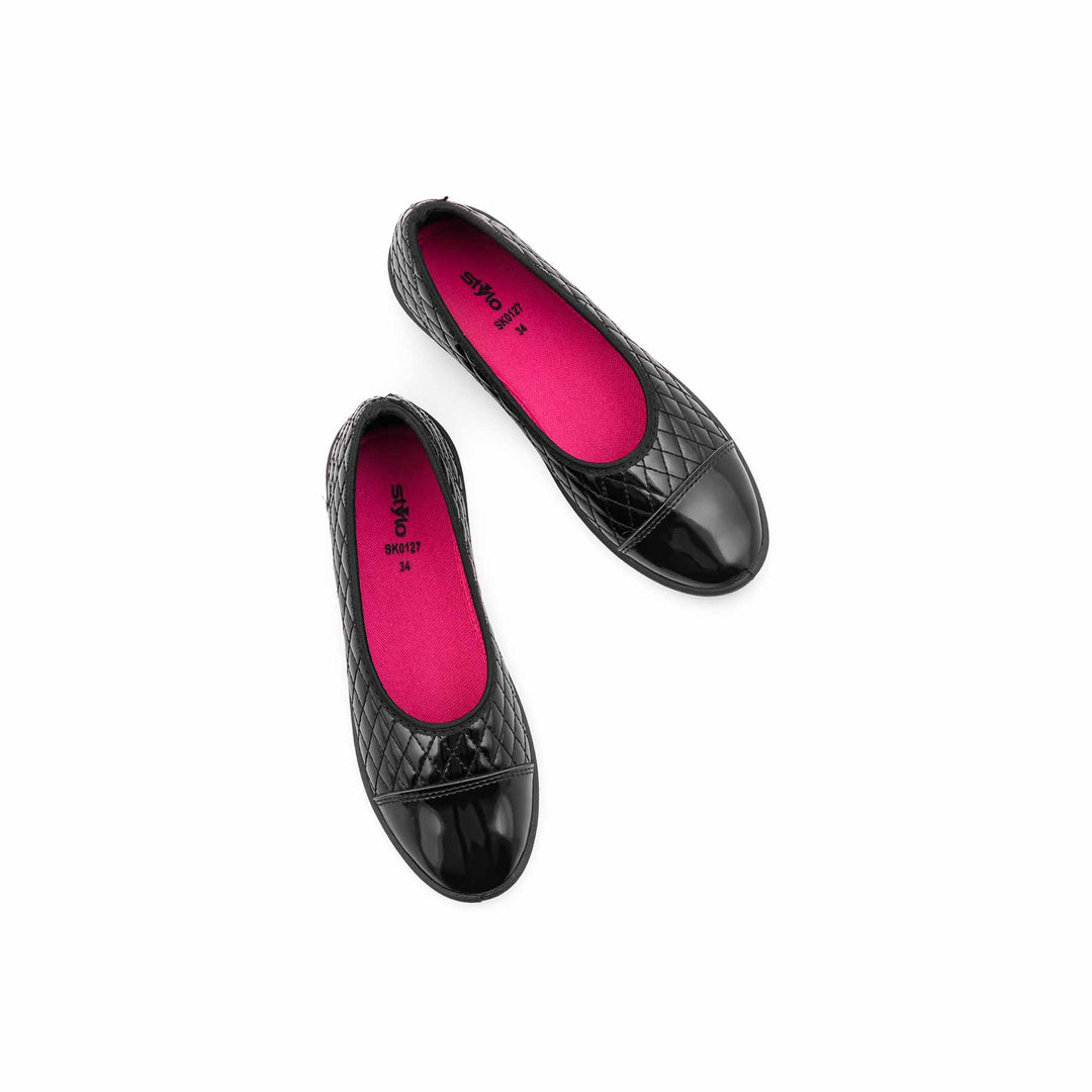Girls Black School Pumps SK0127