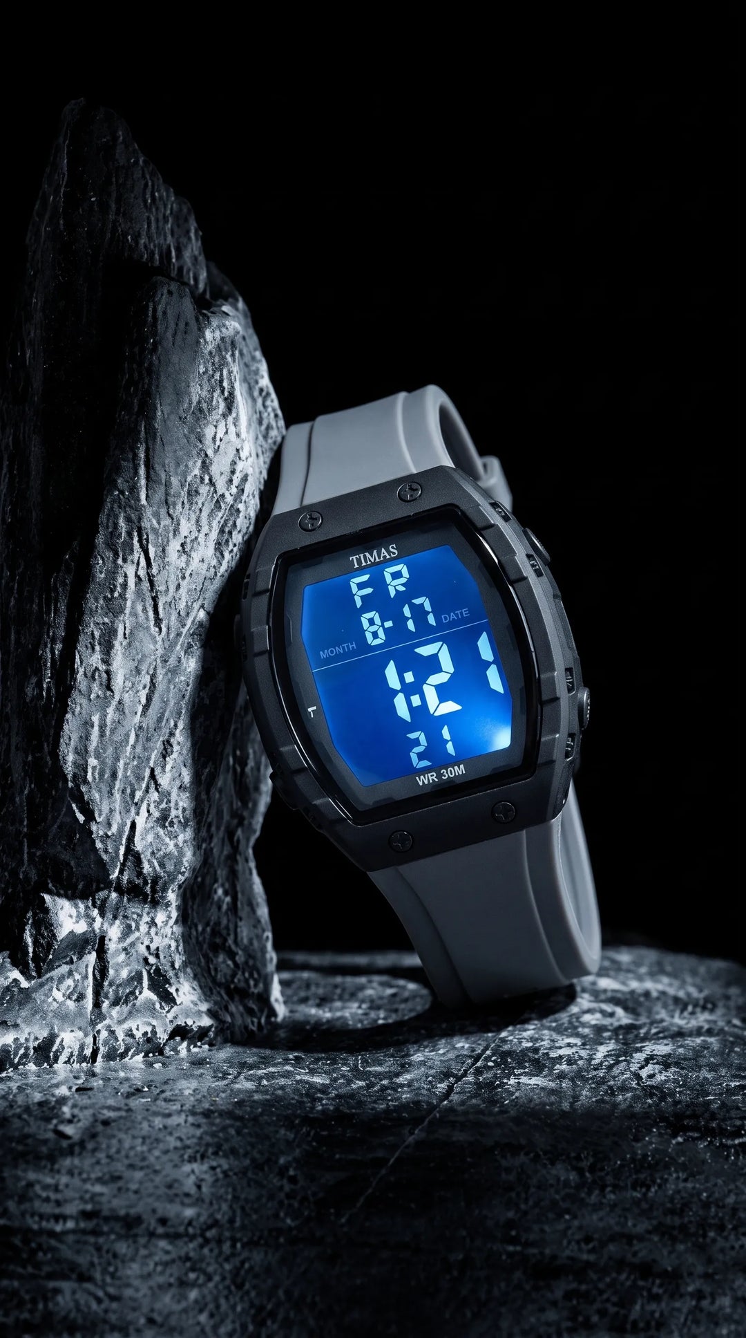 Waterproof Sports Watch for Men with Free Box T3071107