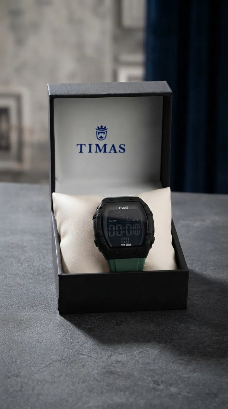 Waterproof Sports Watch for Men with Free Box T3071153
