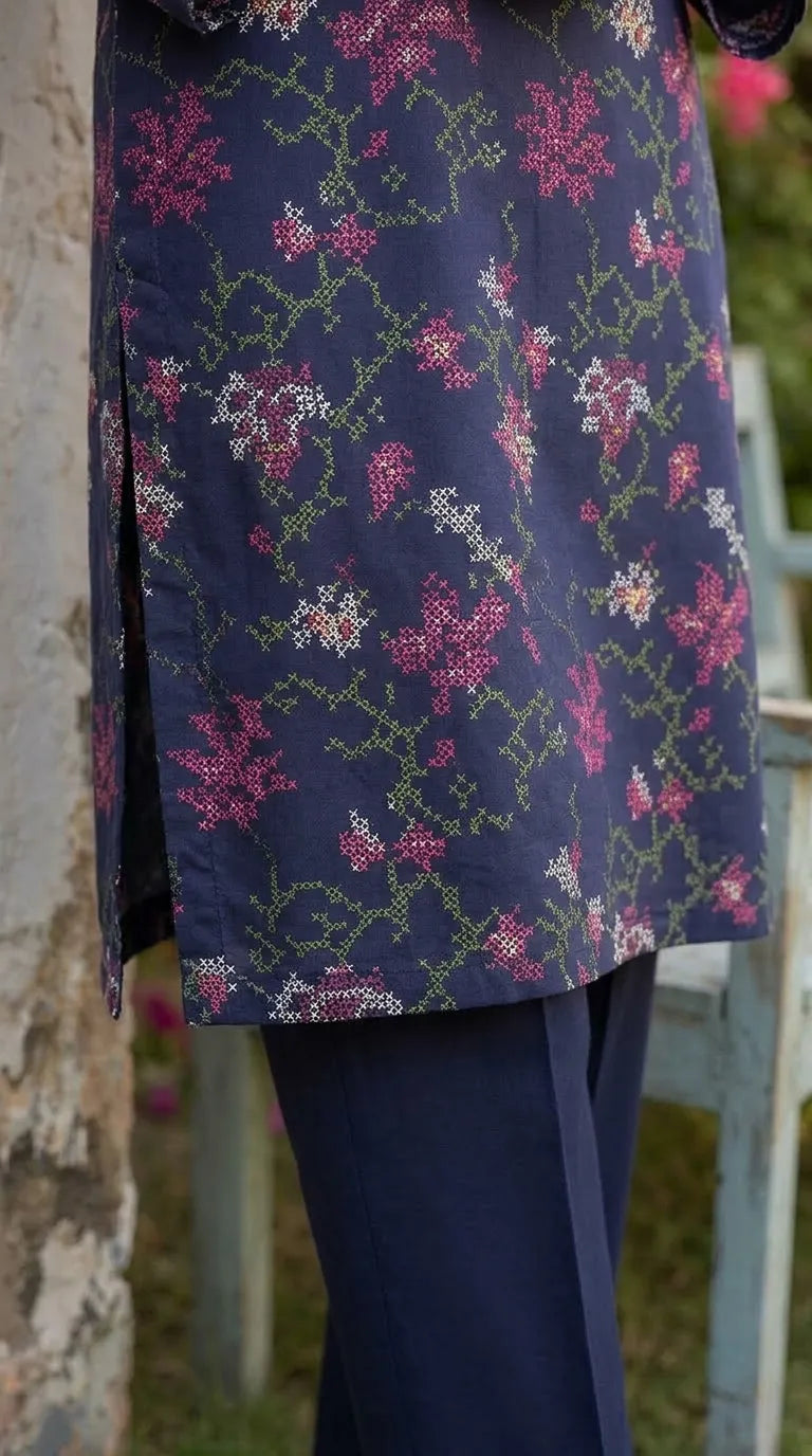 2 PC Unstitched Embellished Lawn Suit US622548
