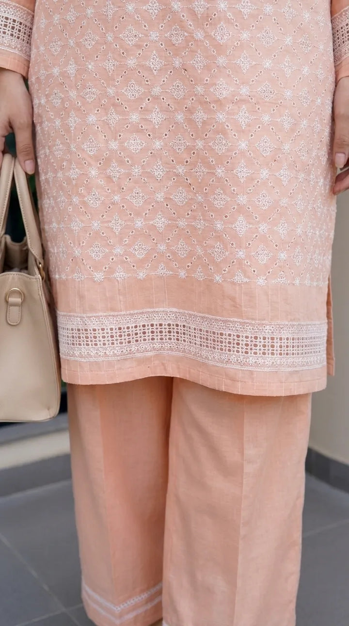 2 PC Unstitched Embroidered Khaddar Suit US638523