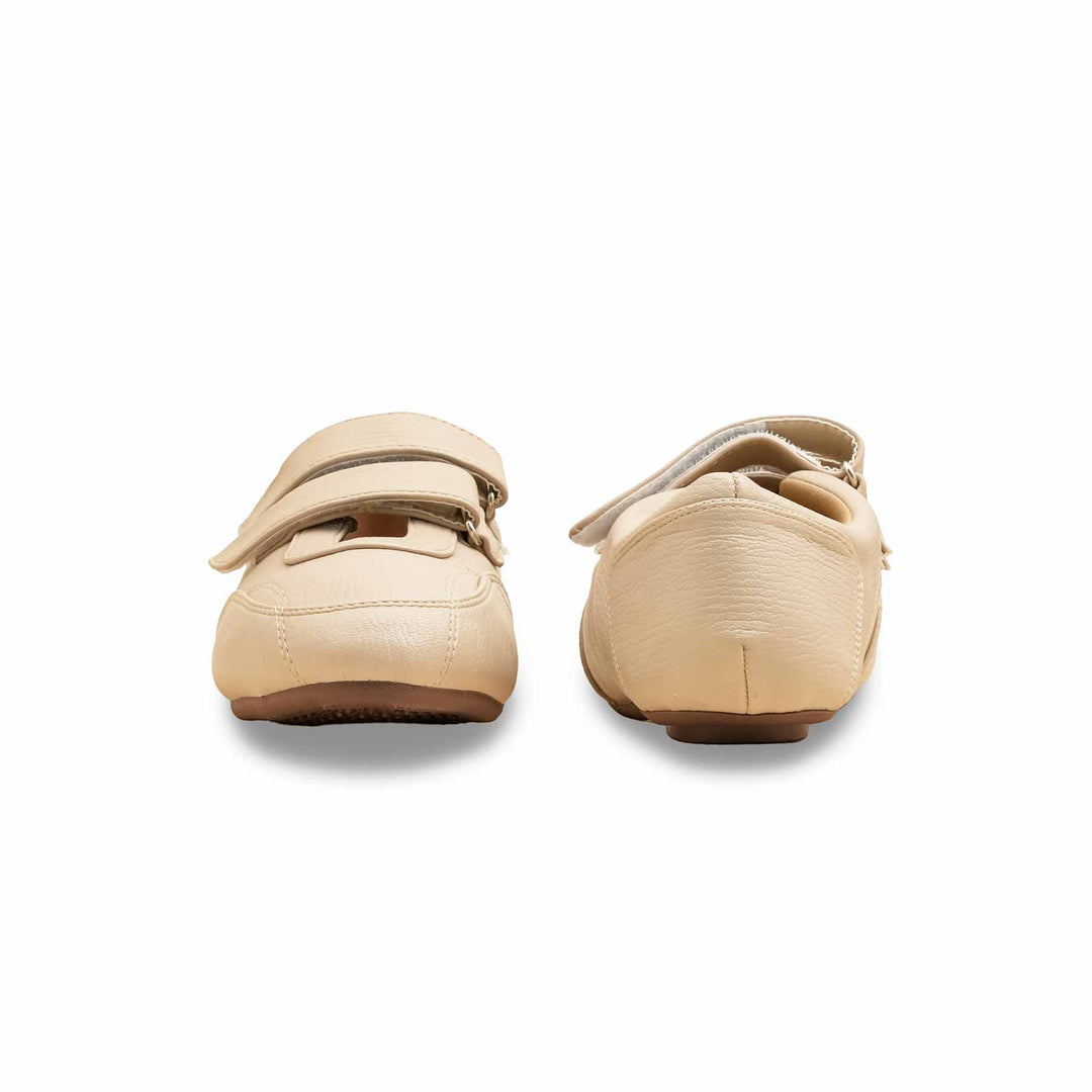 Cream Pumps For Women WN1227
